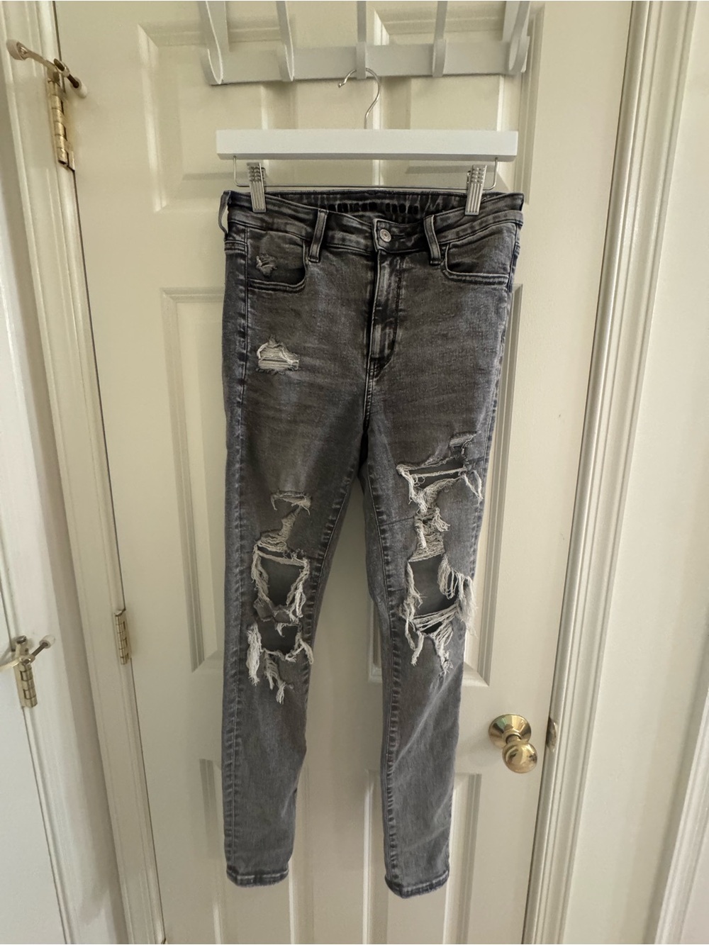 American Eagle Grey Distressed Skinny Jeans
